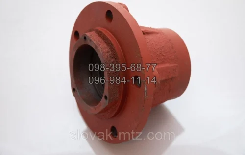 Ступиця передня без підшипника МТЗ 70-3103040
