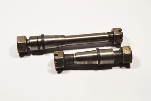 Пальці ЮМЗ рульового гідроциліндра ЦС50