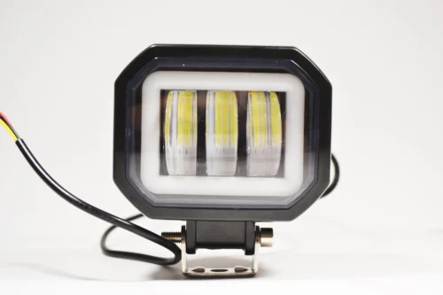 Додаткова світлодіодна LED фара 30Вт квадратна з ДХО Чіткої світловий тіньової кордоном