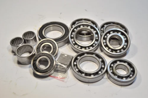 Комплект підшипників Корпуса зчеплення (ПРОМІЖУТКА) МТЗ-80 МТЗ-82 МТЗ-100