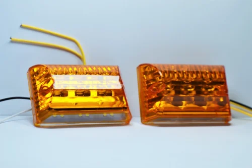 Габарит LED жовтий ліхтар + підсвітка номера 24вольт 1 шт.