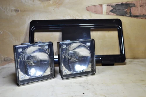 ФАРА ПЕРЕДНЯ ФГ-308 (МТЗ, ЮМЗ-6, Т-40) Пластмасовий корпус + решітка фар Весь комплект!