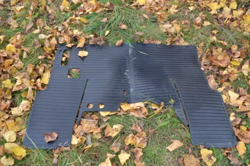 Килимок великої кабіни МТЗ УК з двох частин 80-6702333А трактора МТЗ-80,/82/1221