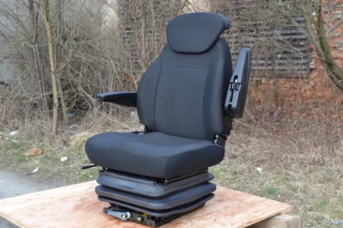 Сидіння (крісло) універсальний гідравлічний тракторне, комбайн (в зборі)
