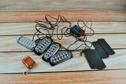 Стробоскоп LED 12діод з пультом 4 шт. White NEW (Білий стробоскоп)