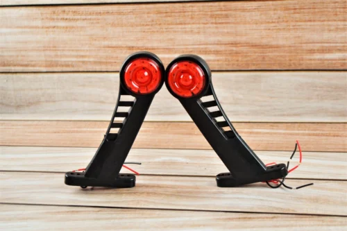 Габарит LED 24V заносу причепа Червоний, Права сторона та ліва 24вольт (РОЖКИ)