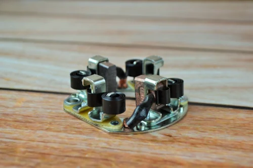 Щіткотримач редукторного підсиленого стартера 12в 2,8-3,5 квт (мтз,юмз,т40,т25,т16)