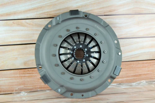 Диск зчеплення натискною пелюстковий МТЗ 80,82 у МБ. (кошик посилений.)