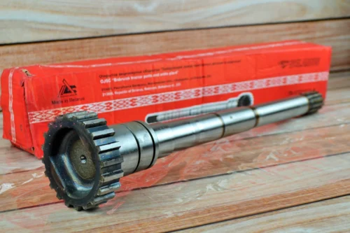 Вал силової передачі корпусу зчеплення МТЗ 70-1721113 (Оригинал Р.Б) (Під шпону)