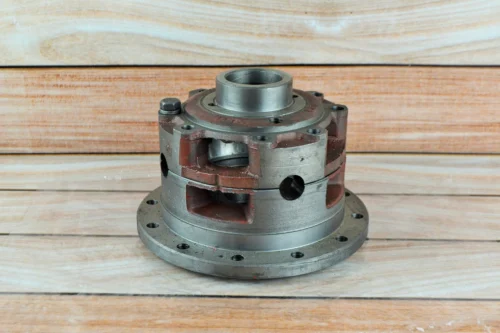 Корпус диференціала 85-2403015 заднього моста МТЗ вироб.