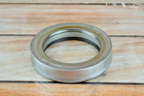 Підшипник (отводка) витискний на Трактор, Т-25, Д-21 ( 9588217 )