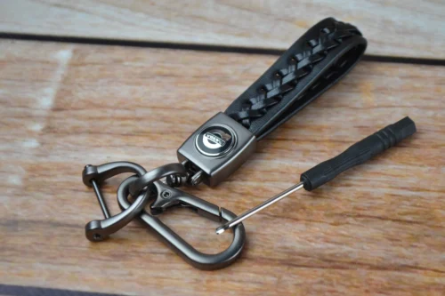 Стильный Кожаный брелок с карабином и логотипом Volvo цвет Черный