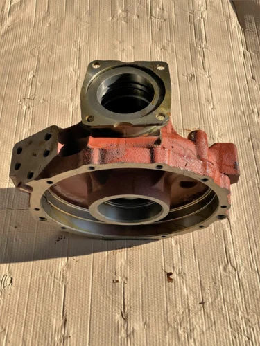 Корпус лівий редуктора з гільзою МТЗ (виробник оригінал МТЗ) 52-2308115-А1