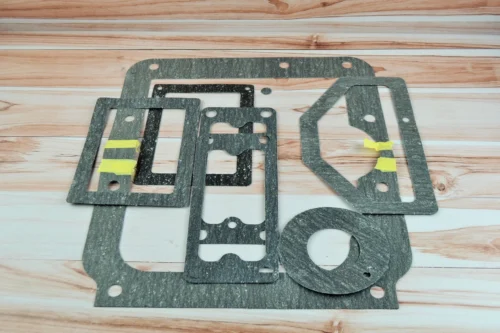 Набор прокладок (Корпуса сцепления) Промежутки МТЗ-80/82 (Паронит 0.8мм)