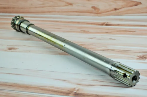 Вал внутрінній коробки передач МТЗ 50-1701185 ( Оригинал Р.Б )