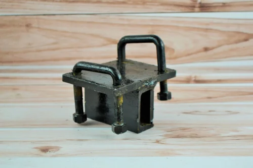 Кріплення стрільчатої лапи культиватора суцільного обробітку