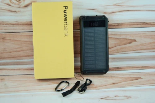 Повербанк на солнечной батарее Power Bank -30000 mAh Фонарь LED , солнечные панели 1 шт, (Оранжеві вставки)