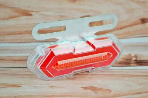 Габаритний ліхтар LED з поворотом та підсіткою 24V червоний (1шт)