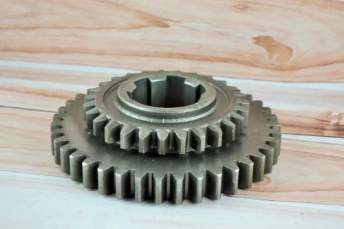 Шестерня Т-40 КПП 2-5 передачі вторинного валу Z=39/27. Т25-1701314