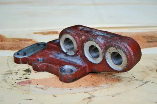 Кронштейн кріплення циліндра ЦС-50 МТЗ (сталевий, старого зразка) Ф82-2301021