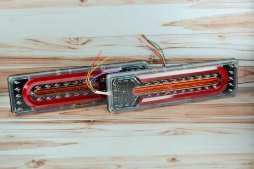 Ліхтар LED задній 24V до Автомобільної техніки, вантажівок, 46х13см (Біжить поворотник) Reap lamp Wagen