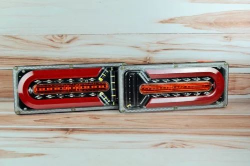 Ліхтар LED задній 24v до Автомобільної техніки, вантажівок, 33х13см (Біжить поворотник) Reap lamp Wagen