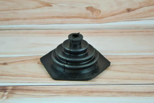 Чохол важеля КПП із центральним управлінням на МТЗ (Рось-Гума) 50-1702236