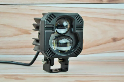 Світлодіодна лінзована LED фара 30Вт квадратна, на два режими Ближній (білий) + Далекий (білий)