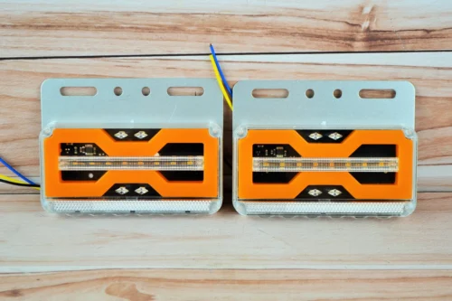 Габаритний ліхтар LED з поворотом та підсіткою 24V жовтий (1шт) (13см*6.5см*)