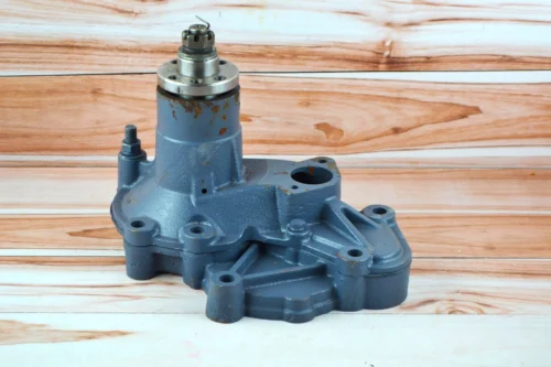 Насос водяний (помпа) без шківа СМД-14. 14-13С2