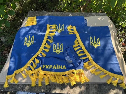 Повний комплект штор у кабіну МТЗ-80/82 (УКРАЇНА) (Велика кабіна, сині штори) + кріплення