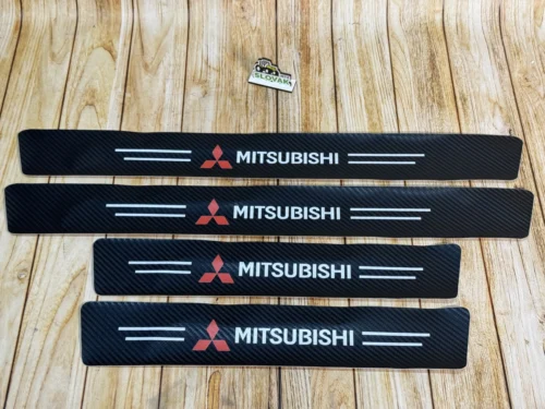 Захисна плівка Mitsubishi 5D із вуглецевого волокна самоклеюча 4шт, 2х(60х7см)  2х(40х7см)