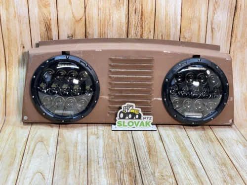 Рестайлінгові передні круглі фари та грати в ЗБОРІ на ЮМЗ-6 (Ближній+Далекий+поворот+ДХО)