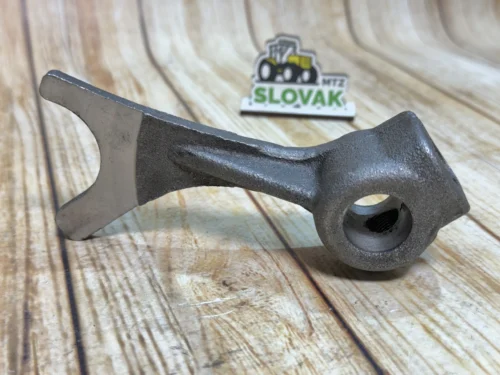 Вилка перемикання реверсу Т25-1702166-В (Т-40, Д-144)