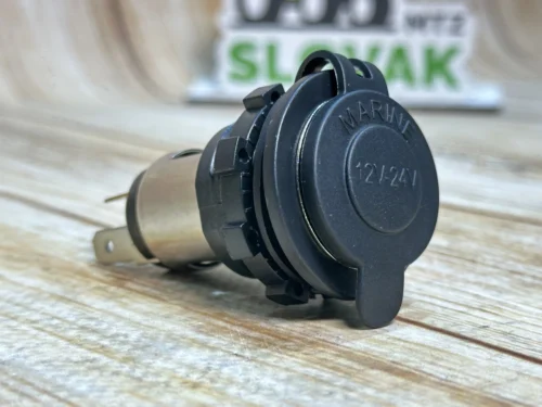 Автомобільний адаптер врізний гніздо прикурювача з фіксацією (врізний роз'єм на прикурювач)