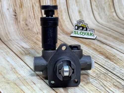 Насос паливопідкачуючий СМД-14-22 (AGH) (кат.16с30-8а)