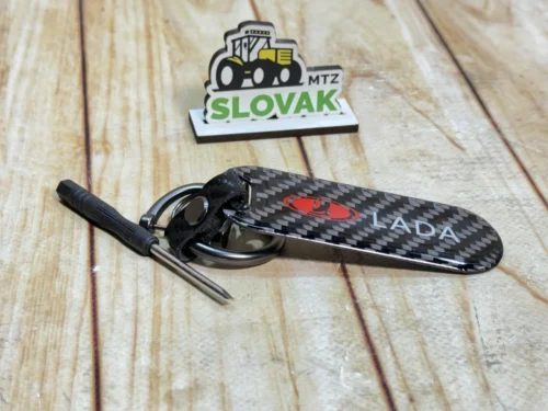 Карбоновий брелок с логотипом LADA цвет Черный