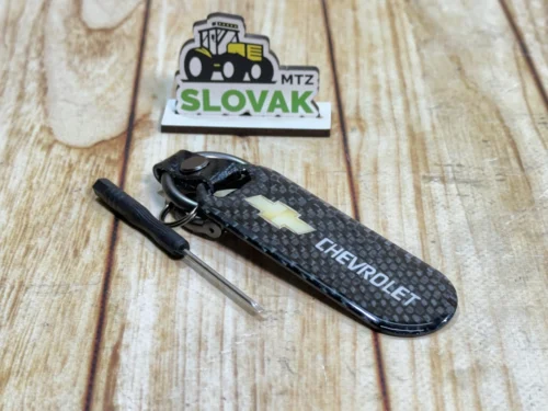 Стильний карбоновий брелок з логотипом Chevrolet  колір Чорний
