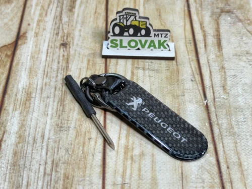 Стильний карбоновий брелок з логотипом Peugeot колір Чорний