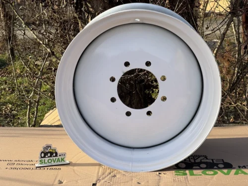 Колісний диск МТЗ передній (8 отворів) під шину 11.2-20 з козирком сірий (кат.W9х20-3101020-А-02)