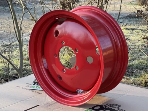 Колісний диск МТЗ передній (5 отворів) під шину 11.2-20 з козирком Червоний (кат.W9х20-3101020-А-02)