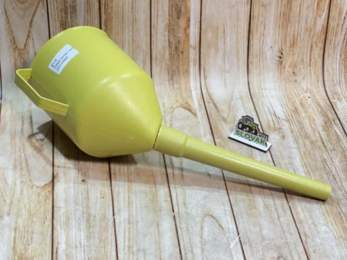 Лійка для палива пластик коса зі зрізом Оптима (4115)