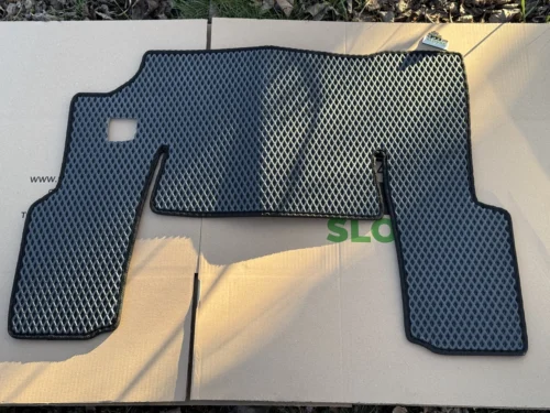 EVA Килимки до трактора МТЗ-10251221  (чорний)