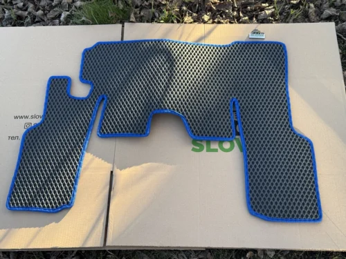 EVA Килимок до трактора МТЗ-8082. УК (Синій, На цельний коврик)