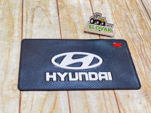 Антиковзний килимок торпеди під телефон "HYUNDAI"