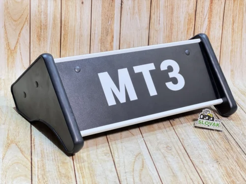 Полиця панелі кабіни МТЗ УК (Білий напис МТЗ прошивка Ромби) пластикова панель широка, квадратна 1998-2017р