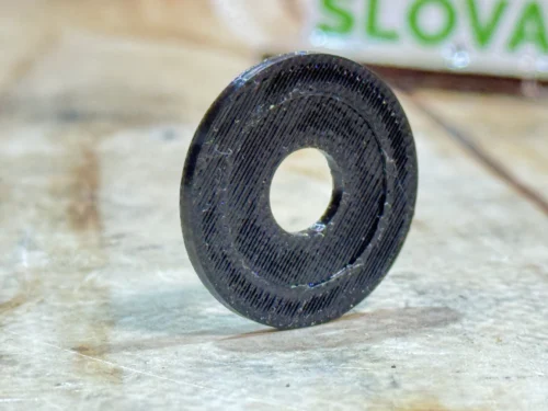 Шайба пластикова для безрамочного бокового скла МТЗ (80-6708904 / С8.01.019)