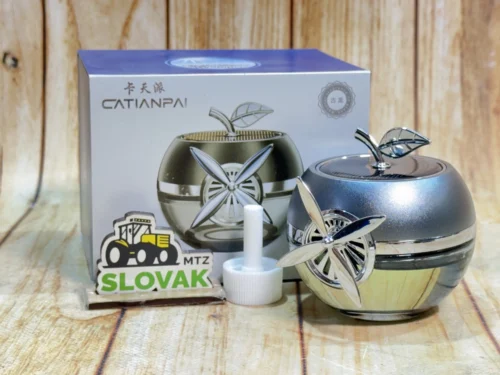 Автомобільний ароматизатор у формі срібного яблука з ароматизованою рідиною