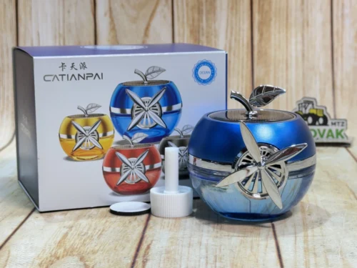 Автомобільний ароматизатор у формі синього яблука з ароматизованою рідиною