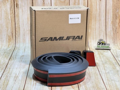 Молдинг на багажник як спойлер лип (РАЗМЕР 4.5 см X150СМ)